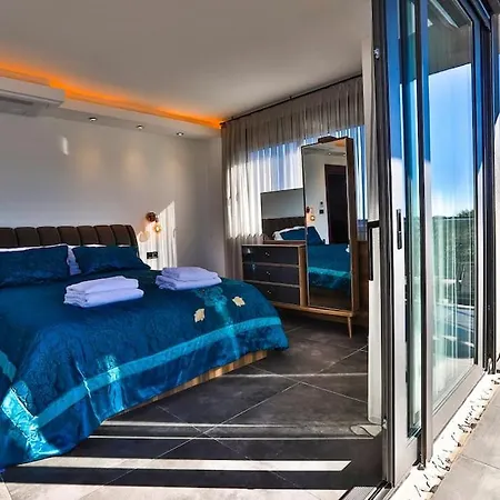 Ayuda Luxury 3 Bed Retreat * Sidé