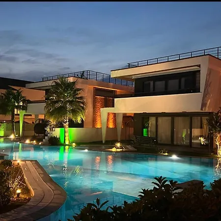 Ayuda Luxury 3 Bed Retreat Sidé