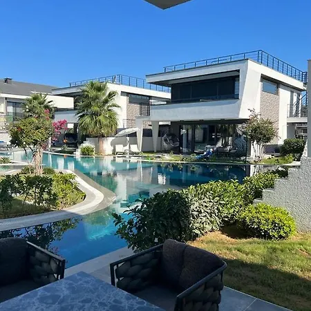 Ayuda Luxury 3 Bed Retreat